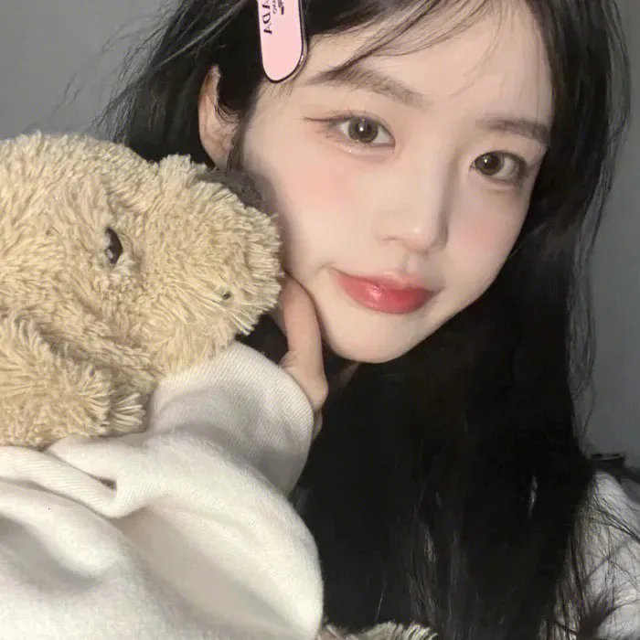 推动摇篮的手